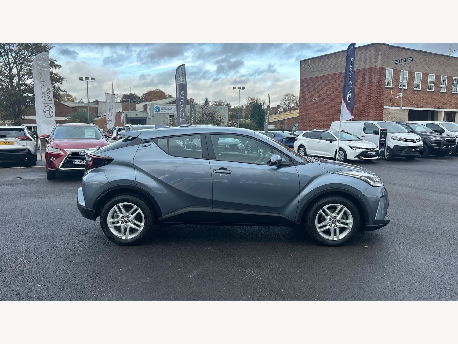 Used Toyota C-HR 2022 for sale - 76522431: Photo 18