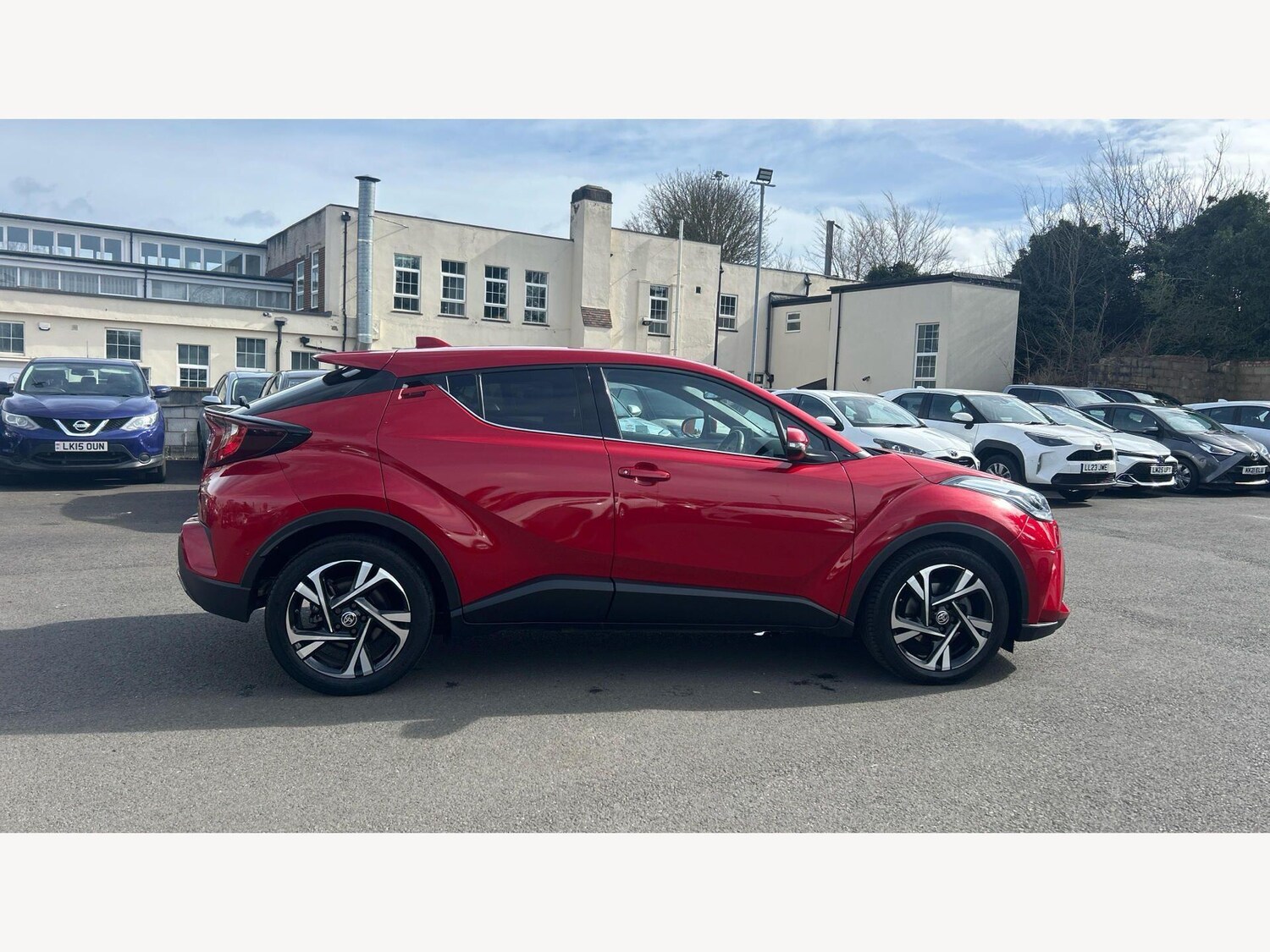 Used Toyota C-HR for sale - 77908879: Photo 18