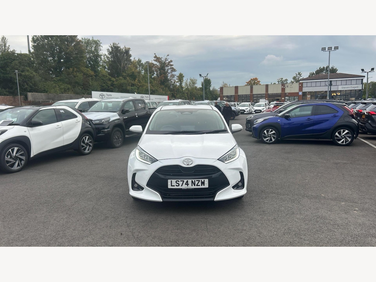 Used Toyota Yaris 2024 for sale - 77119848: Photo 17