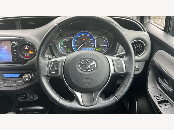 Used Toyota Yaris 2015 for sale - 76179673: Photo 10