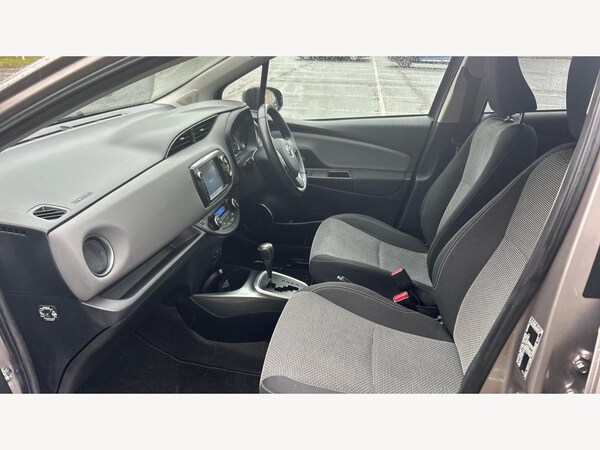 Used Toyota Yaris 2015 for sale - 76179673: Photo 12