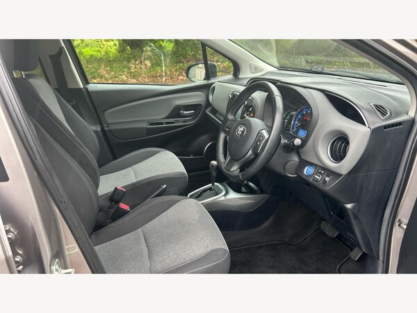 Used Toyota Yaris 2015 for sale - 76179673: Photo 13
