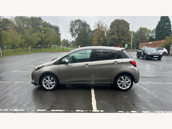 Used Toyota Yaris 2015 for sale - 76179673: Photo 19