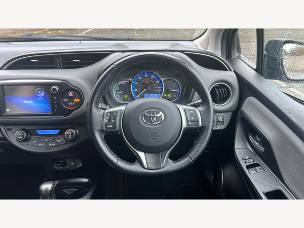 Used Toyota Yaris 2015 for sale - 76179673: Photo 8