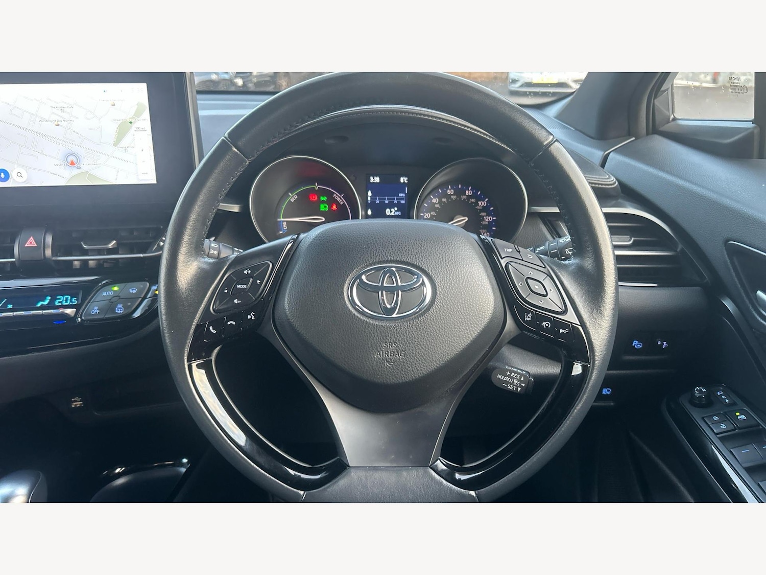 Used Toyota C-HR 2022 for sale - 76633059: Photo 10