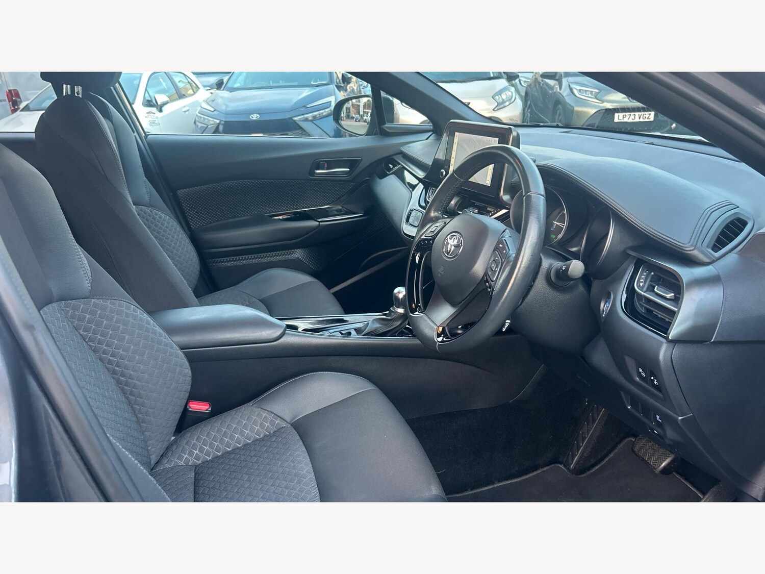 Used Toyota C-HR 2022 for sale - 76633059: Photo 13