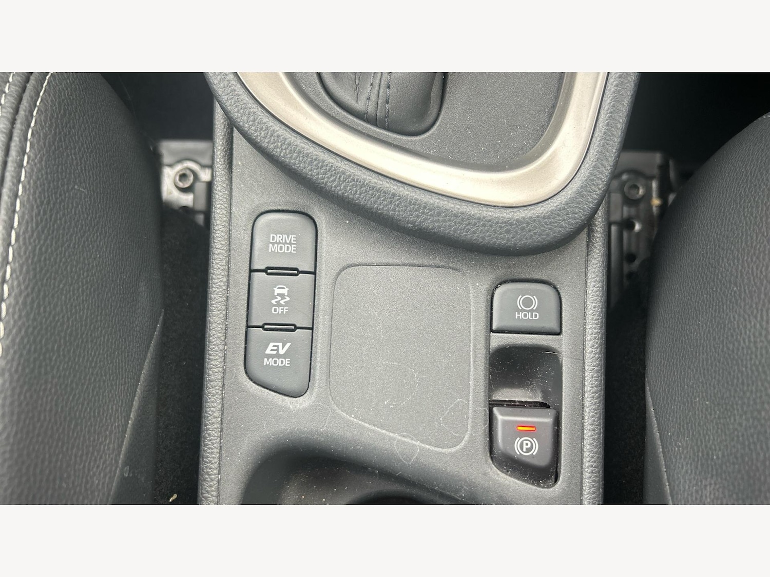 Used Toyota Yaris Cross 2024 for sale - 76423562: Photo 23