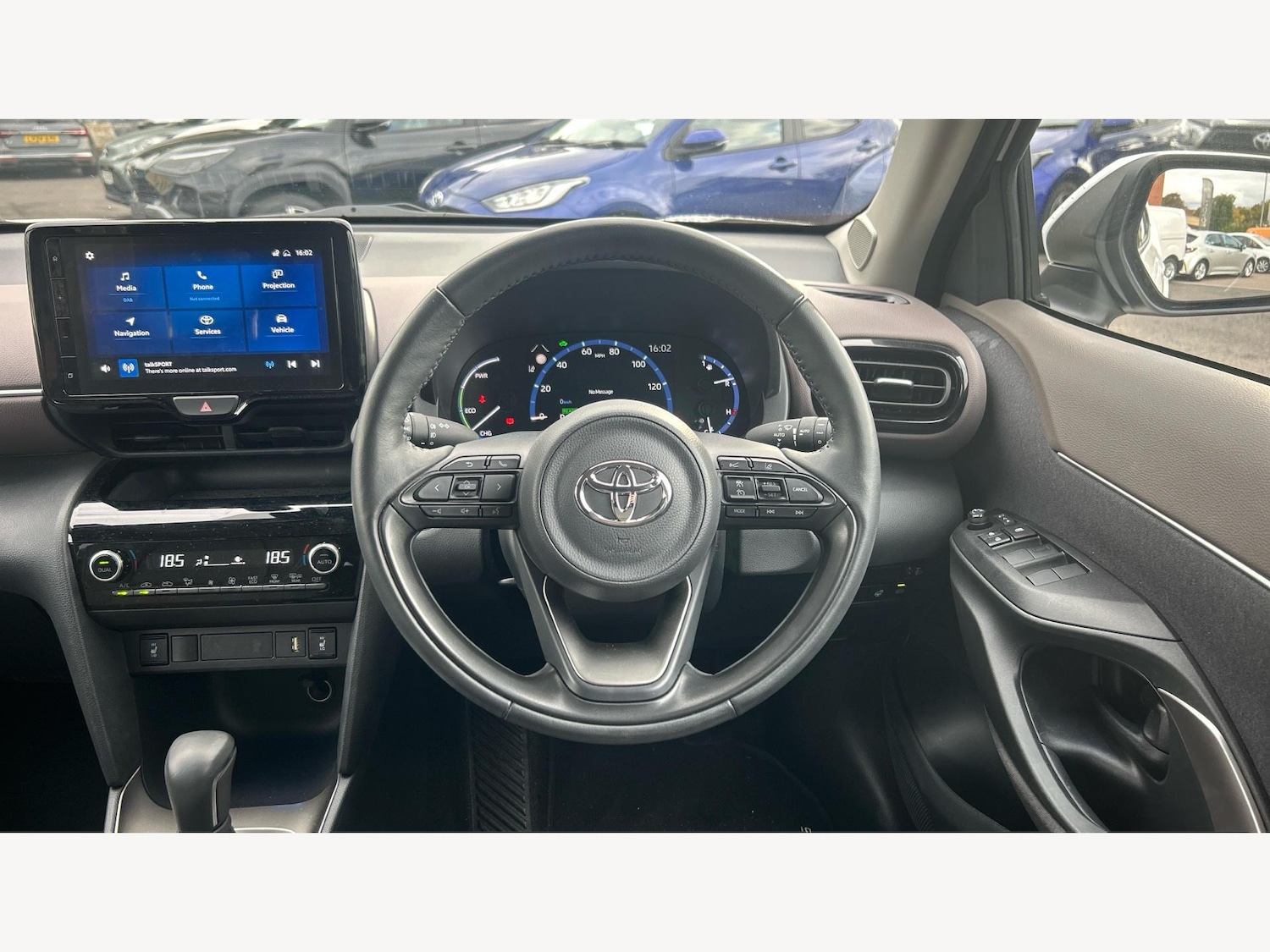 Used Toyota Yaris Cross 2024 for sale - 76423562: Photo 8