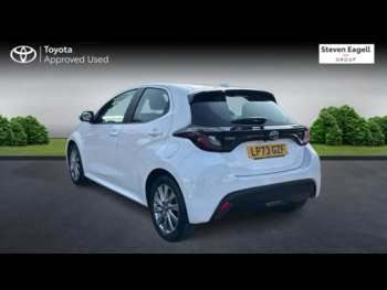 Used Toyota Yaris 2024 for sale - 74598911: Photo