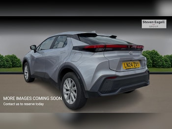 Used Toyota C-HR 2024 for sale - 75564257: Photo