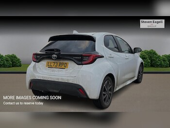 Used Toyota Yaris 2023 for sale - 77315124: Photo