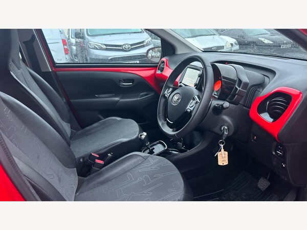 Used Toyota AYGO 2016 for sale - 76260228: Photo 13