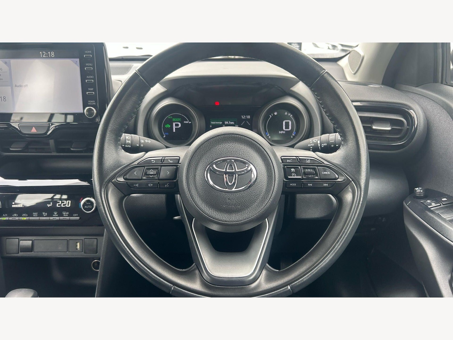 Used Toyota Yaris Cross 2023 for sale - 77898175: Photo 10