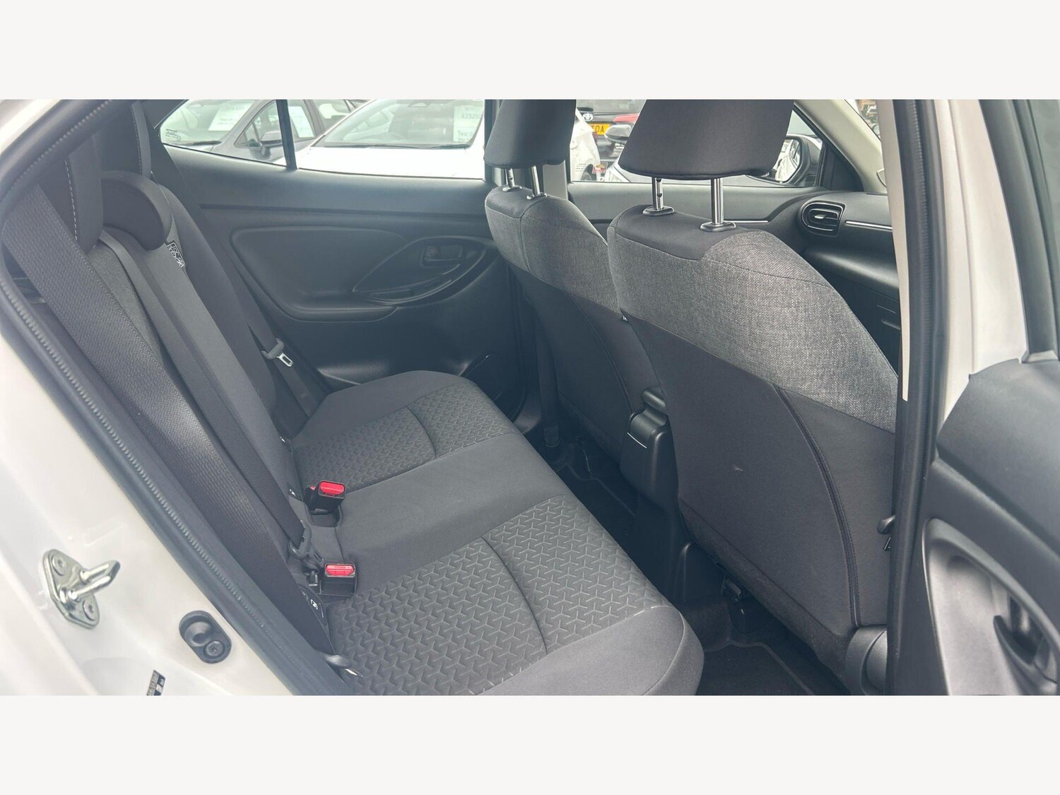 Used Toyota Yaris Cross 2023 for sale - 77898175: Photo 14