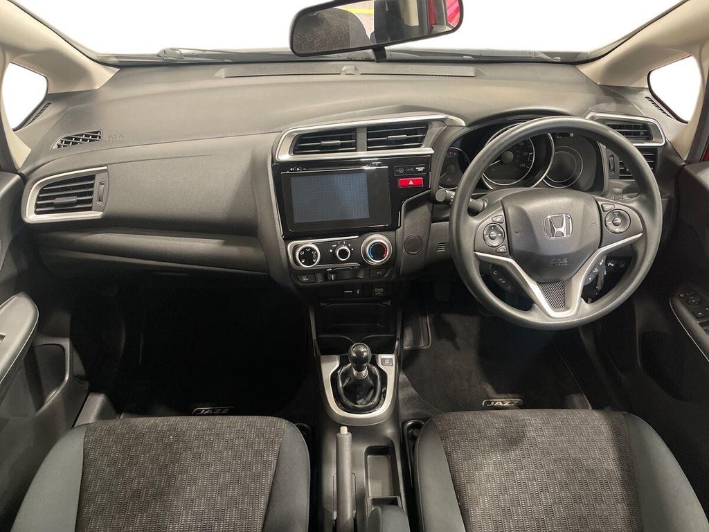 Used Honda Jazz 2017 for sale - 76520598: Photo 10