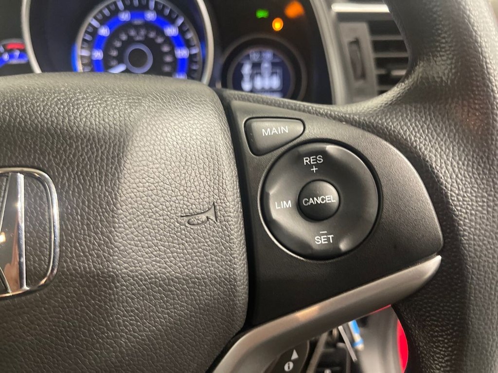 Used Honda Jazz 2017 for sale - 76520598: Photo 23