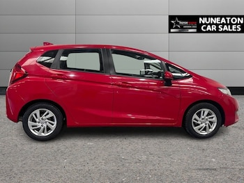 Used Honda Jazz 2017 for sale - 76520598: Photo