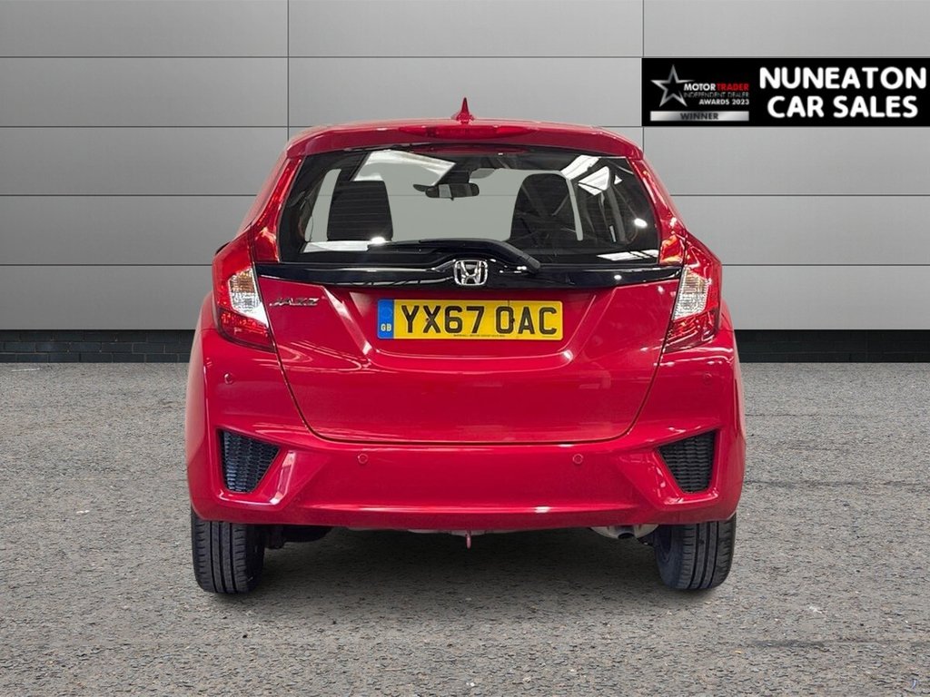 Used Honda Jazz 2017 for sale - 76520598: Photo 4