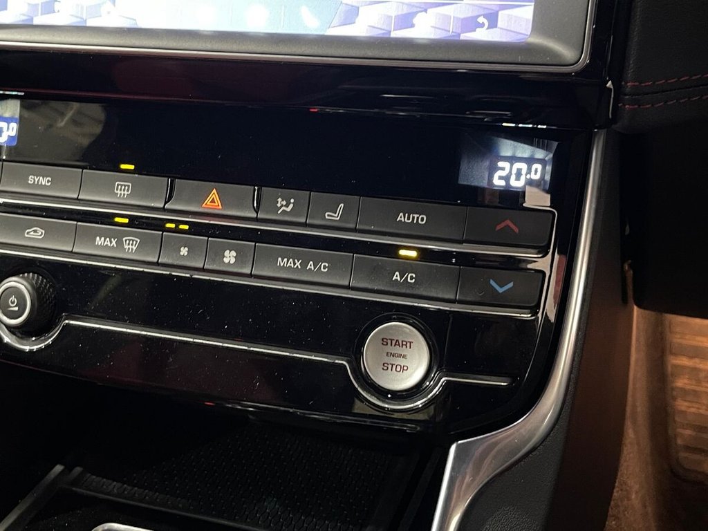 Used Jaguar XE 2019 for sale - 77313466: Photo 17