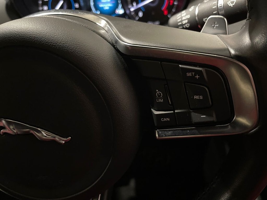 Used Jaguar XE 2019 for sale - 77313466: Photo 25