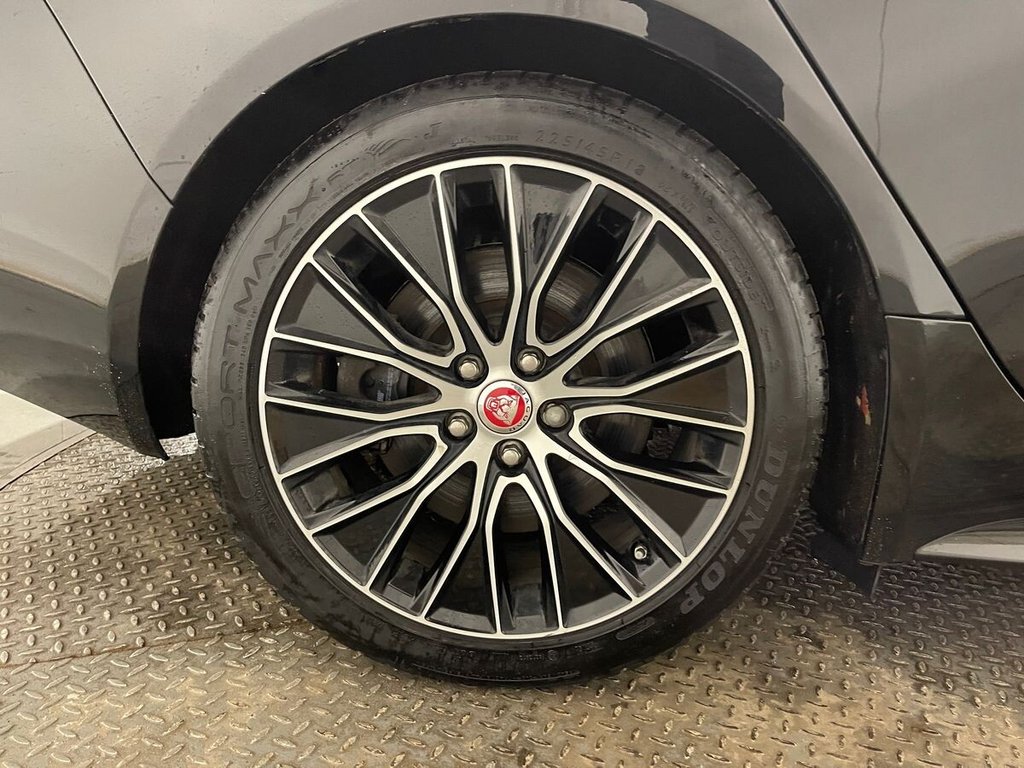 Used Jaguar XE 2019 for sale - 77313466: Photo 31