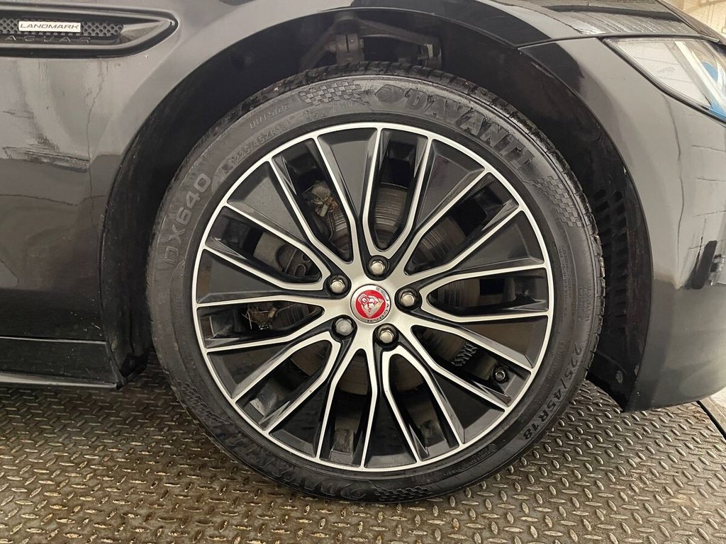 Used Jaguar XE 2019 for sale - 77313466: Photo 32