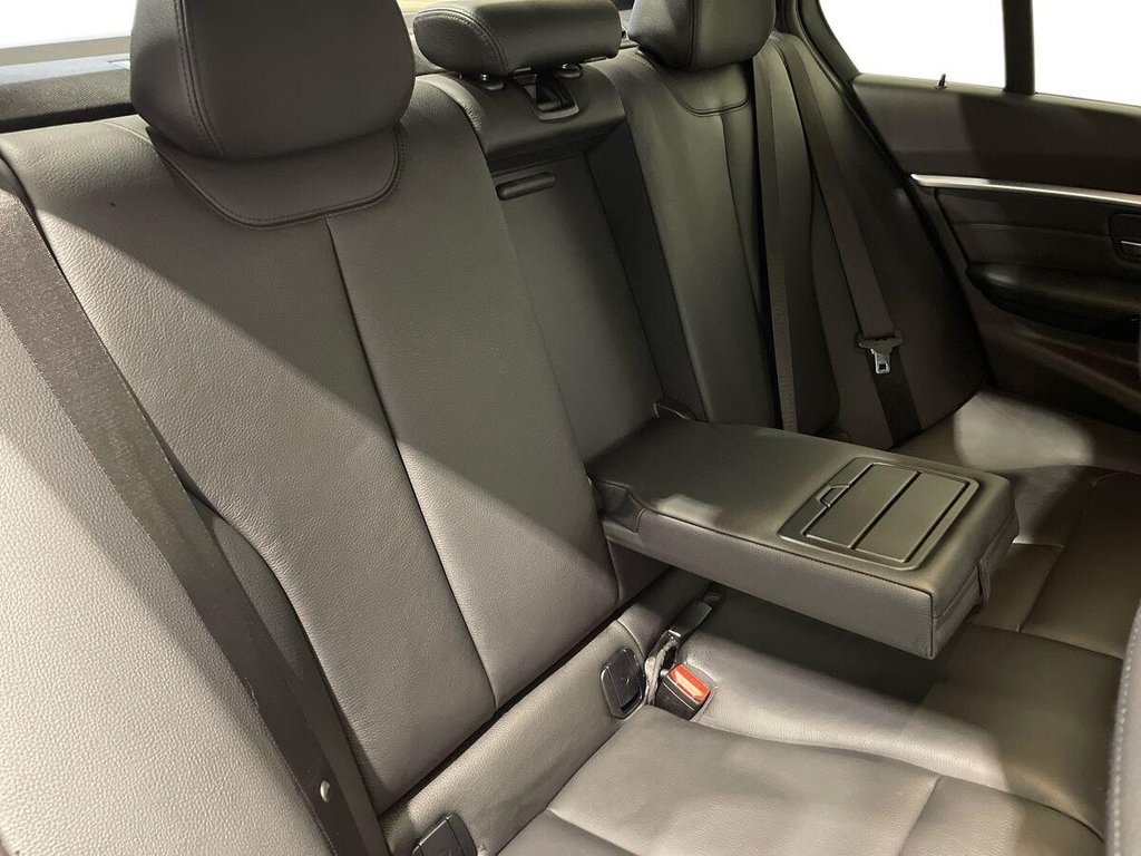 Used BMW 3 Series 2018 for sale - 76581959: Photo 22
