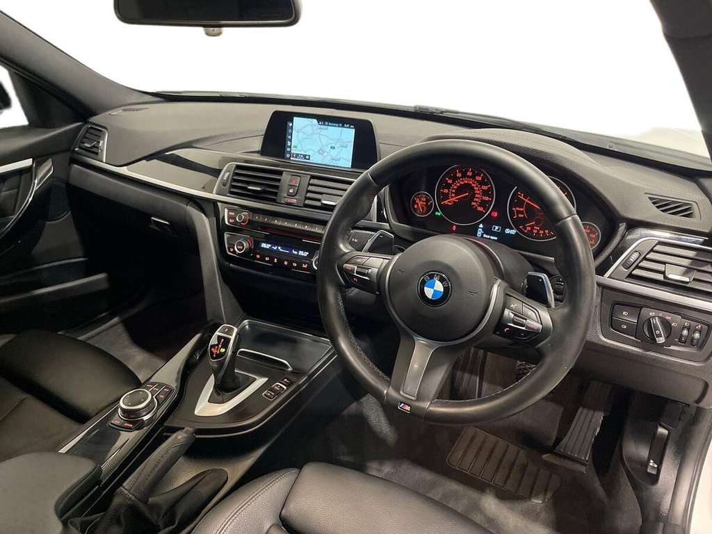 Used BMW 3 Series 2018 for sale - 76581959: Photo 9