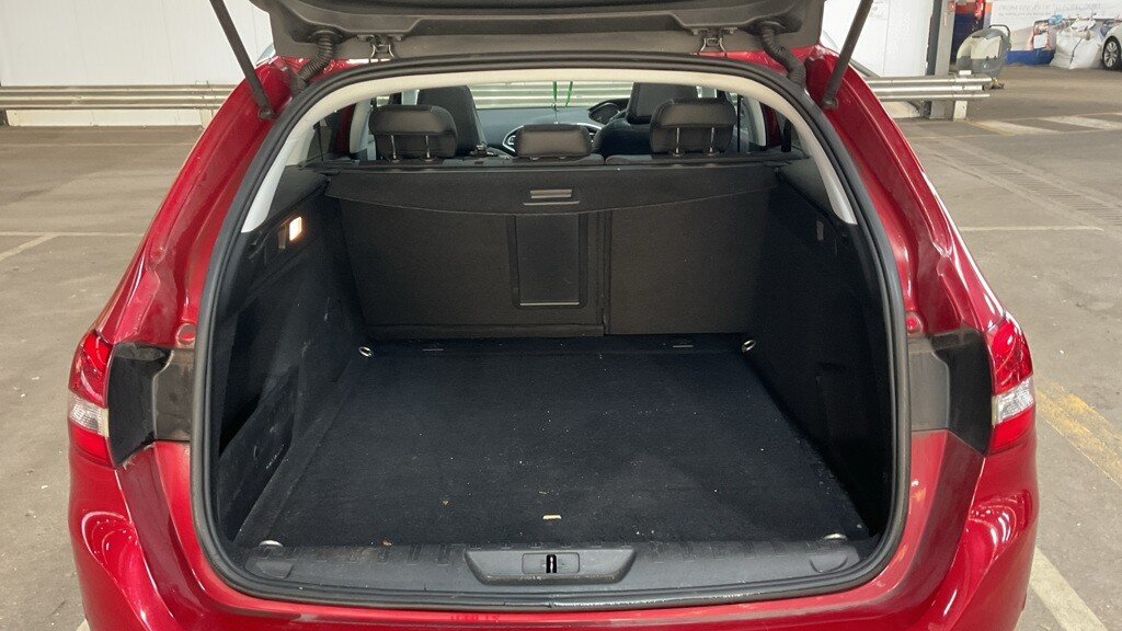 Used Peugeot 308 2018 for sale - 77971611: Photo 12