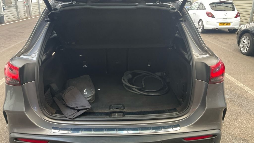 Used Mercedes-Benz EQA 2022 for sale - 76558799: Photo 7