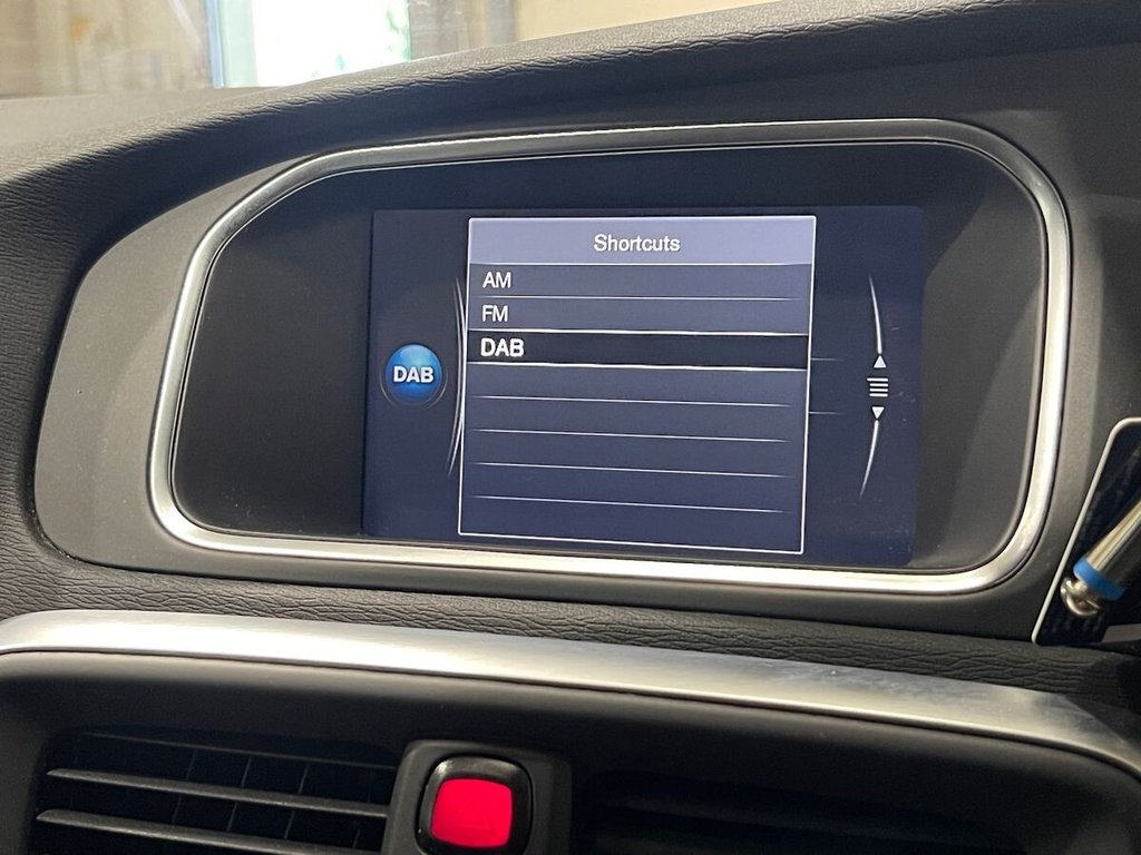 Used Volvo V40 2019 for sale - 77262978: Photo 11