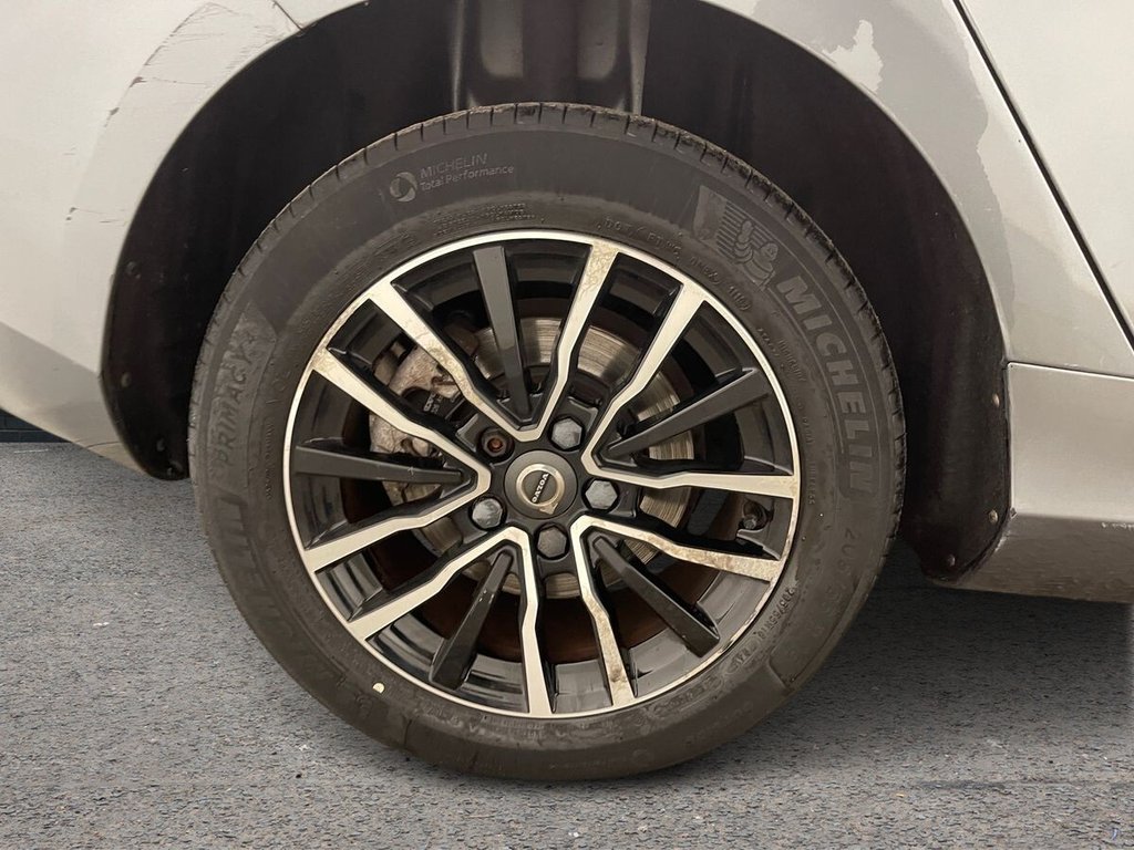 Used Volvo V40 2019 for sale - 77262978: Photo 12