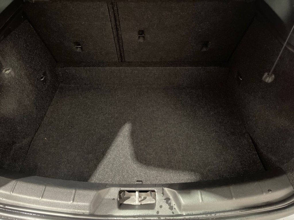 Used Volvo V40 2019 for sale - 77262978: Photo 23