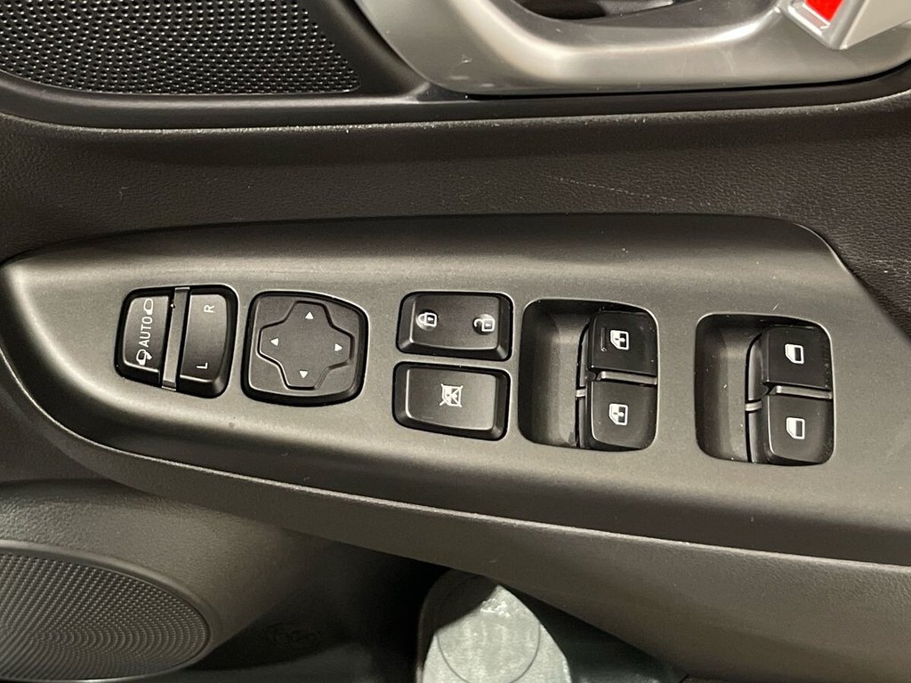 Used Hyundai KONA 2023 for sale - 77725703: Photo 18