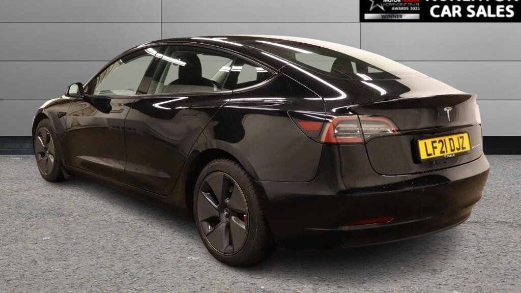 Used Tesla Model 3 2021 for sale - 77200363: Photo 4