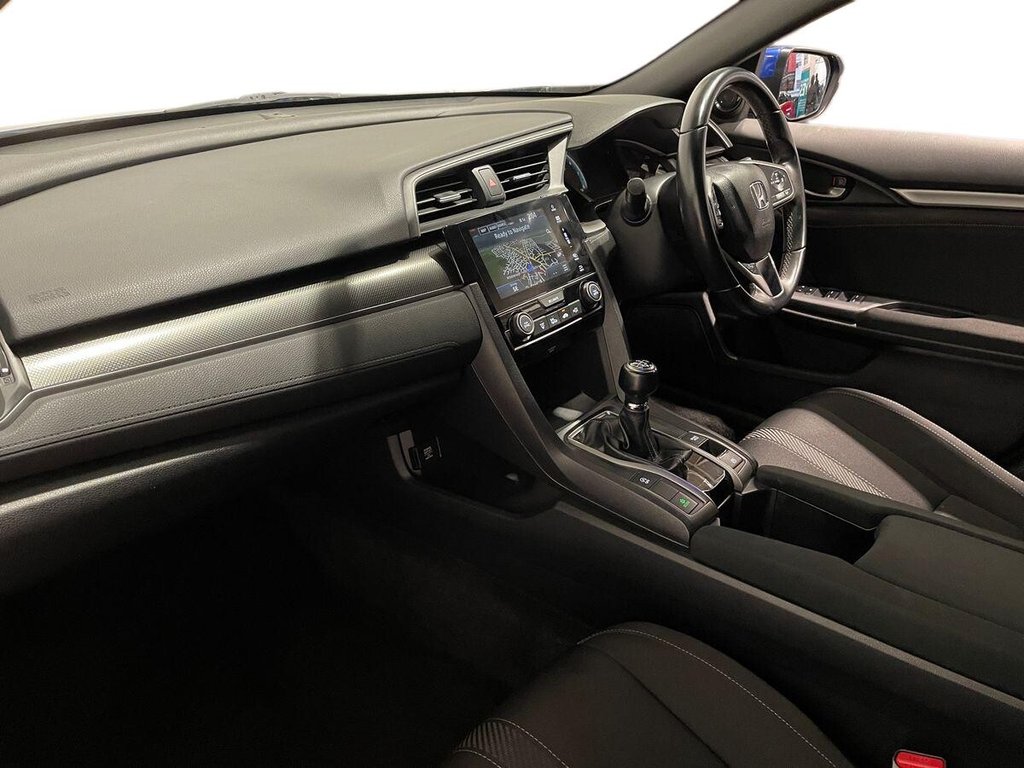 Used Honda Civic 2018 for sale - 77027229: Photo 14