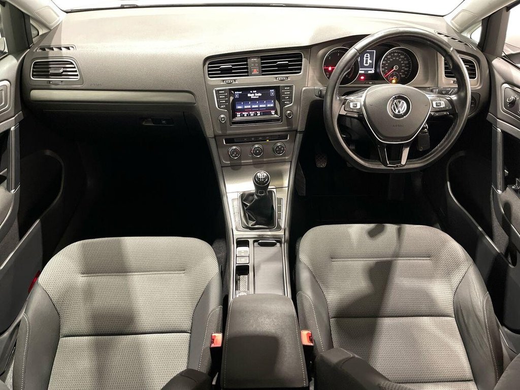 Used Volkswagen Golf 2013 for sale - 77936040: Photo 10