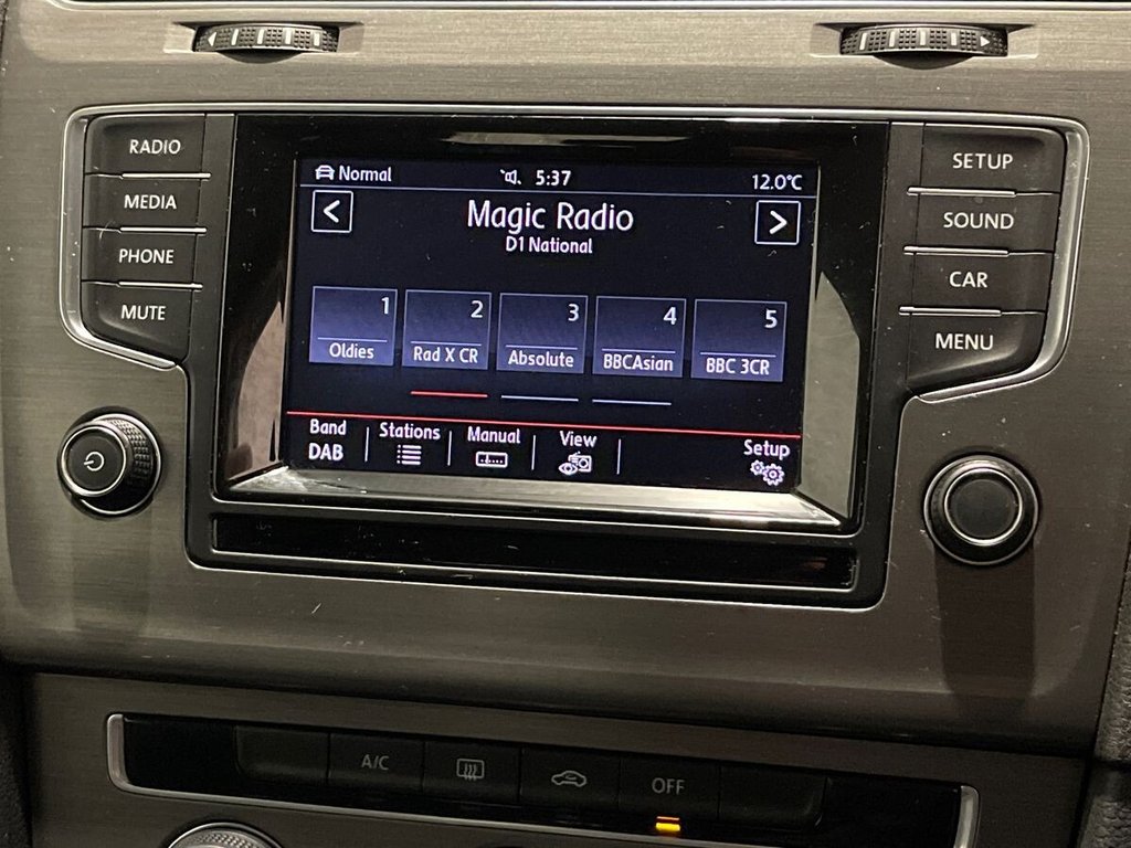 Used Volkswagen Golf 2013 for sale - 77936040: Photo 11