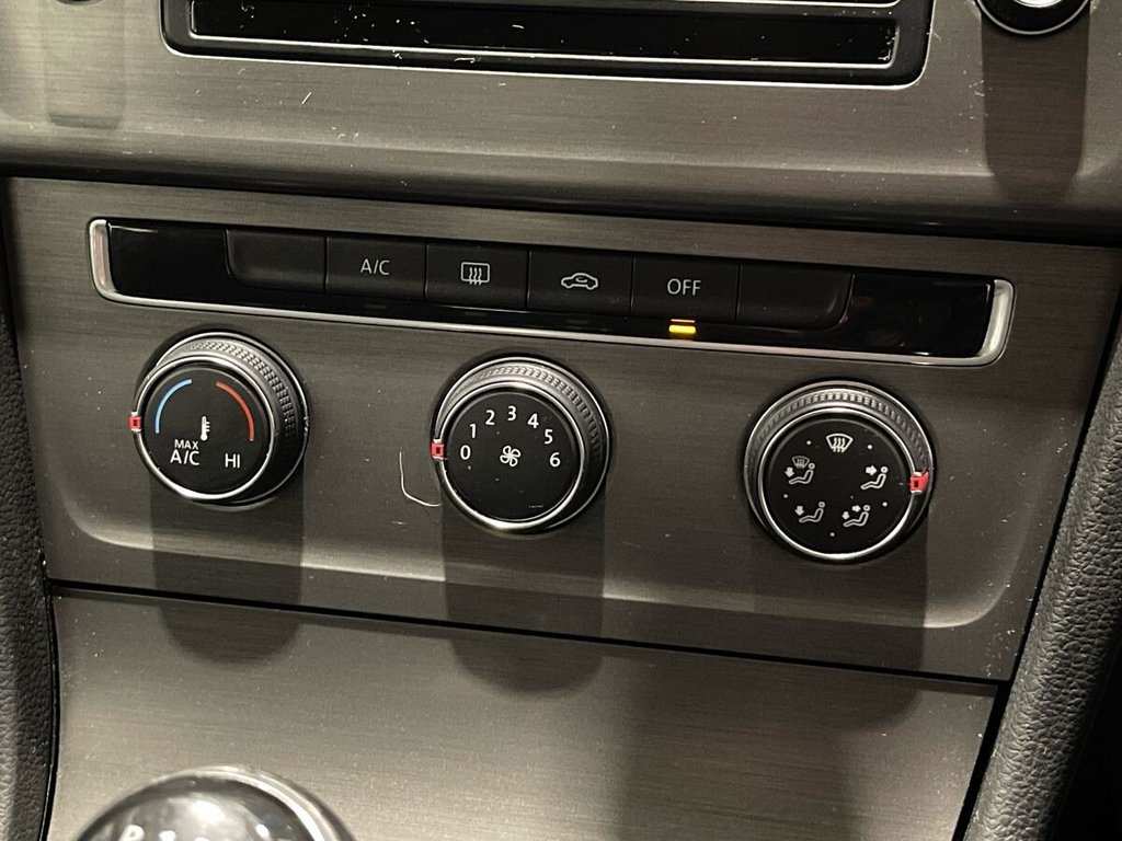 Used Volkswagen Golf 2013 for sale - 77936040: Photo 17