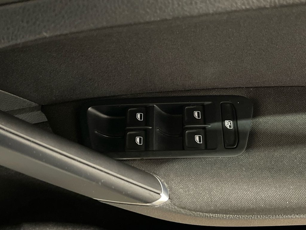 Used Volkswagen Golf 2013 for sale - 77936040: Photo 18