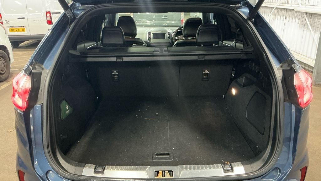 Used Ford Edge 2019 for sale - 76950572: Photo 7