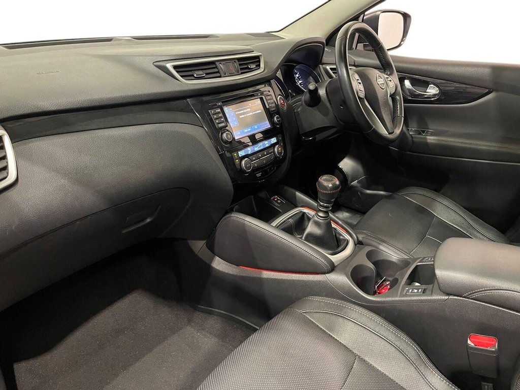 Used Nissan Qashqai 2017 for sale - 76559303: Photo 14