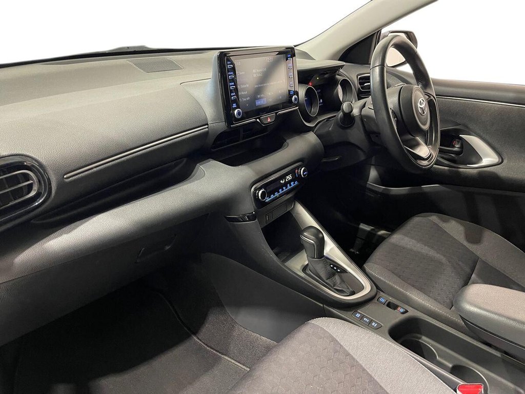 Used Toyota Yaris 2020 for sale - 76417348: Photo 14