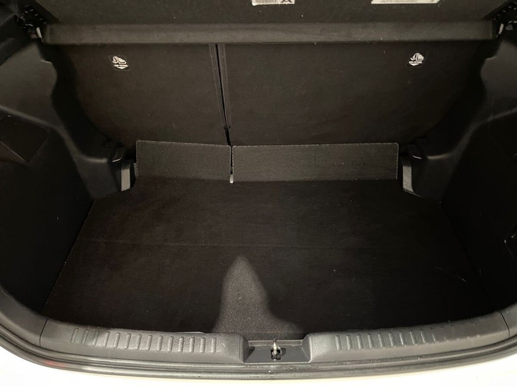 Used Toyota Yaris 2020 for sale - 76417348: Photo 27