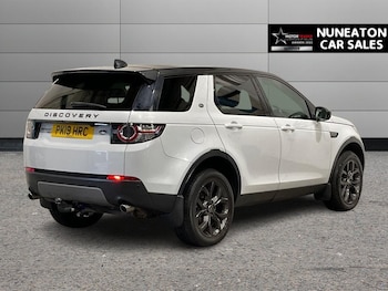 Used Land Rover Discovery Sport 2019 for sale - 77499397: Photo