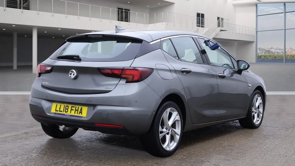 Used Vauxhall Astra 2018 for sale - 76962387: Photo 4