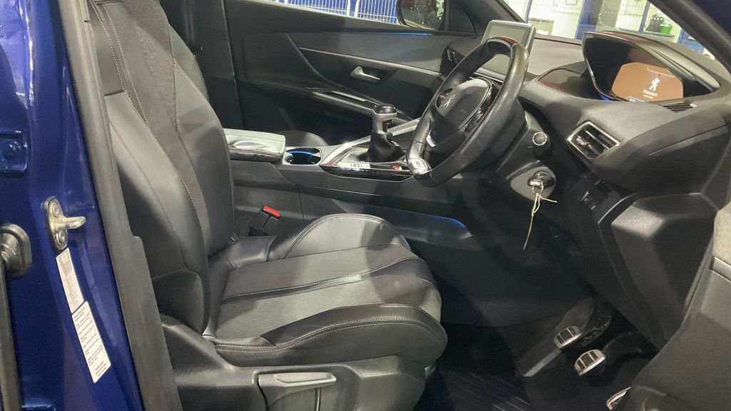 Used Peugeot 3008 2018 for sale - 76546928: Photo 9