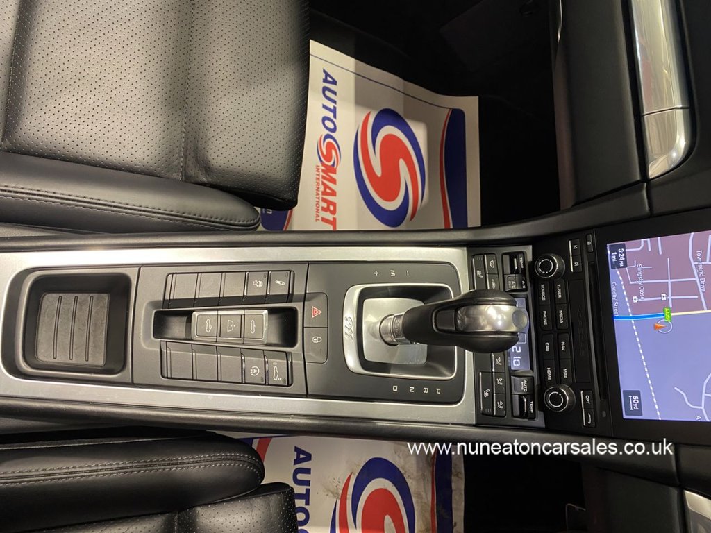 Used Porsche 911 2016 for sale - 77498607: Photo 17