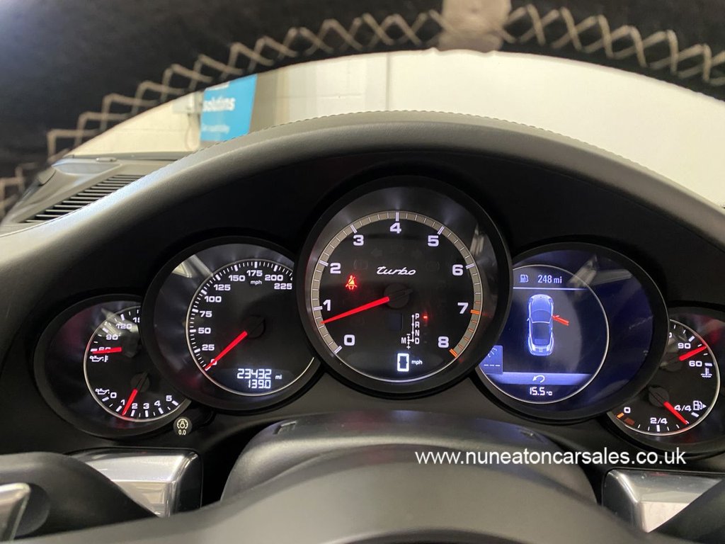 Used Porsche 911 2016 for sale - 77498607: Photo 20