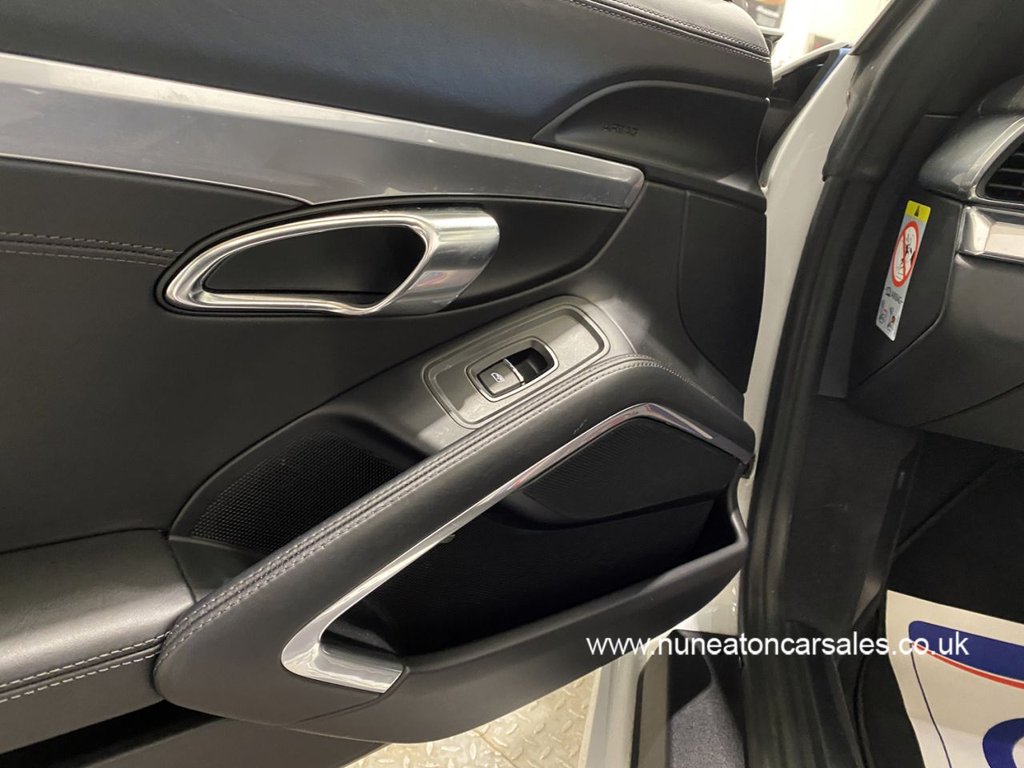 Used Porsche 911 2016 for sale - 77498607: Photo 28